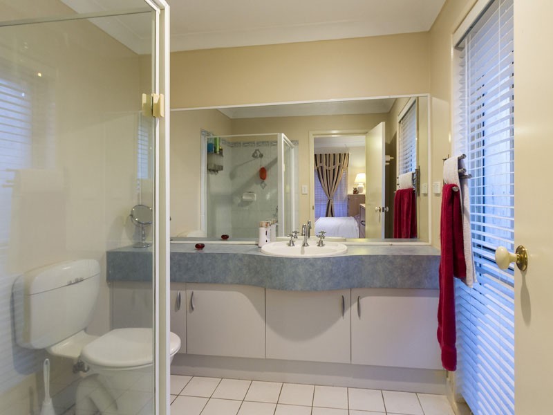 18 LAUREN COURT, Birkdale QLD 4159