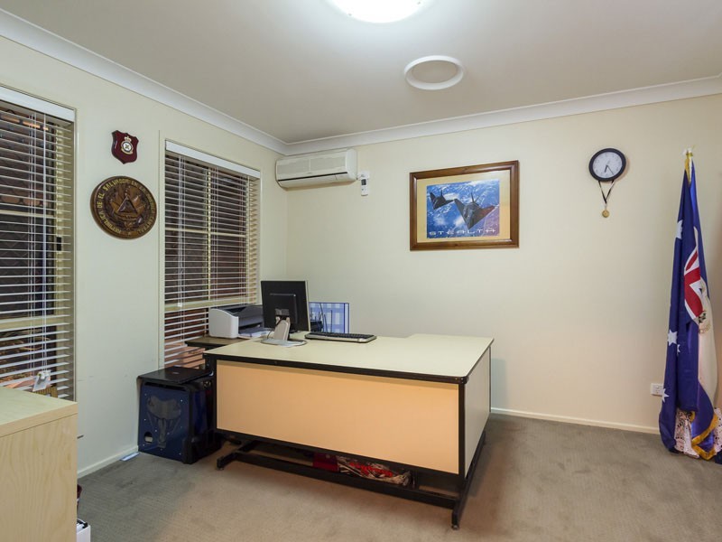 18 LAUREN COURT, Birkdale QLD 4159