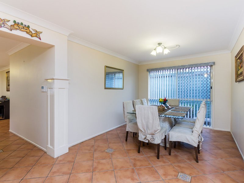 18 LAUREN COURT, Birkdale QLD 4159