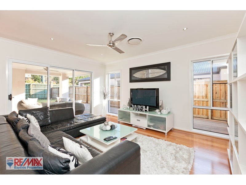 5 Feathertail Pl, Gumdale QLD 4154