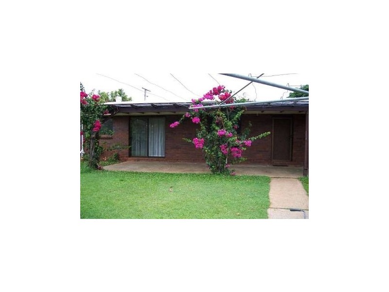 62 COBURG STREET EAST, Cleveland QLD 4163