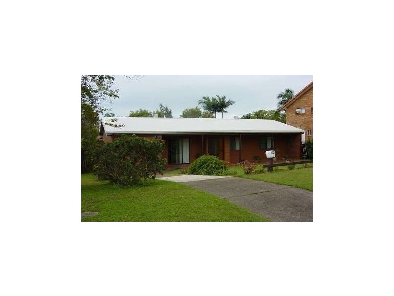 62 COBURG STREET EAST, Cleveland QLD 4163