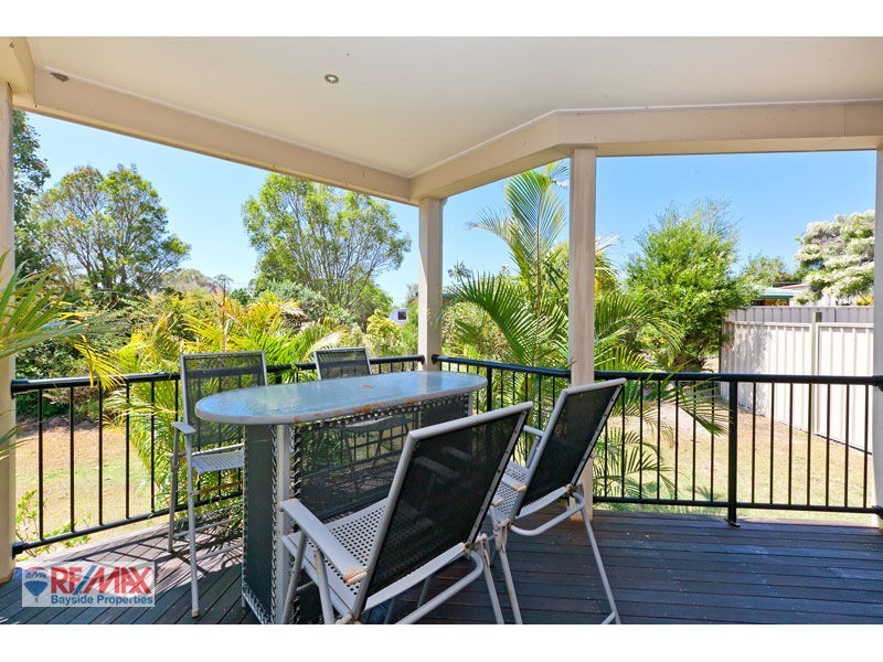 7 Sycamore Street, Redland Bay QLD 4165
