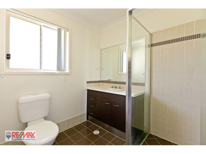 12 Green Place, Redland Bay QLD 4165