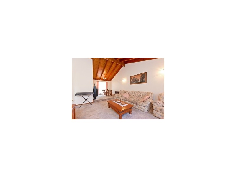 4 Sylvania Street, Wellington Point QLD 4160