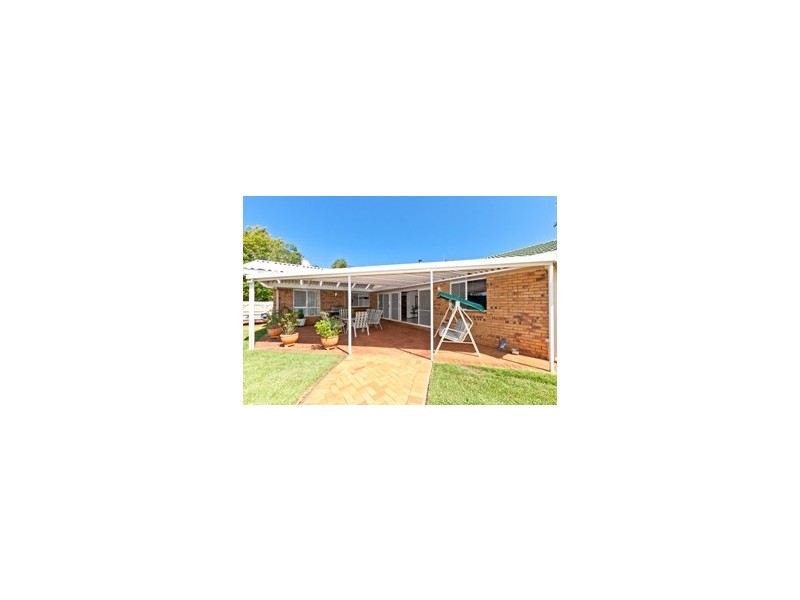 4 Sylvania Street, Wellington Point QLD 4160