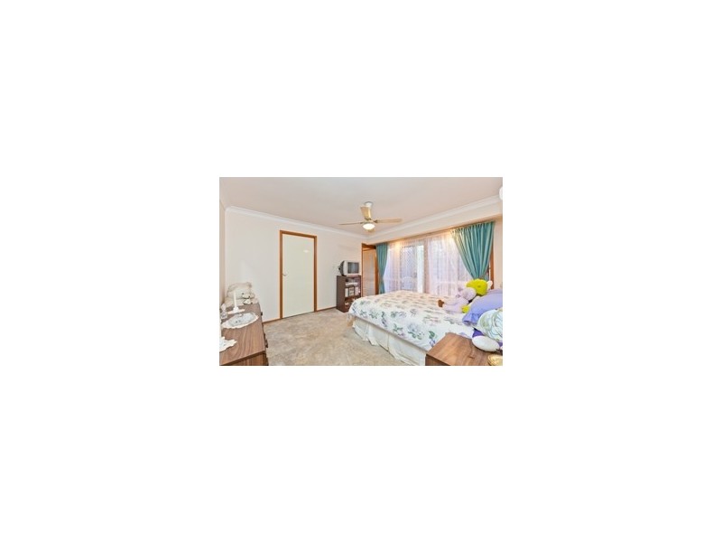 4 Sylvania Street, Wellington Point QLD 4160