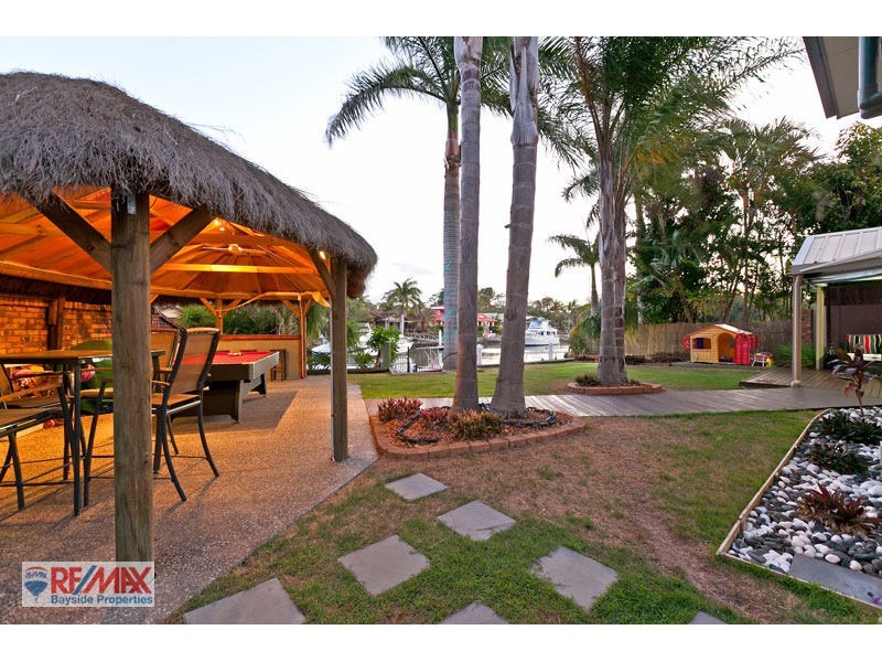 67 Dorsal Dr, Birkdale QLD 4159