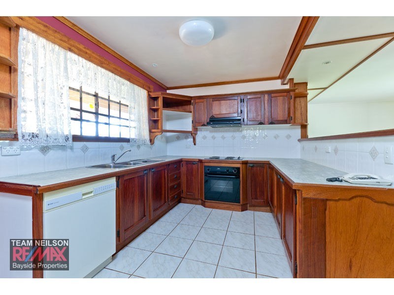 73 Hamilton St, Redland Bay QLD 4165