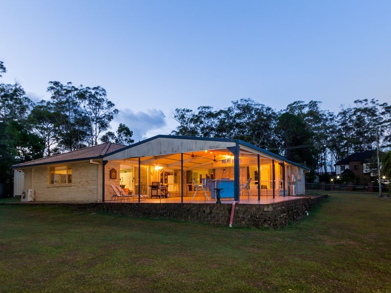 21 Banksia Street, Redland Bay QLD 4165