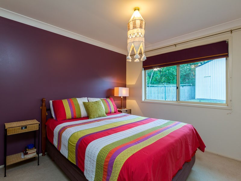 21 Banksia Street, Redland Bay QLD 4165