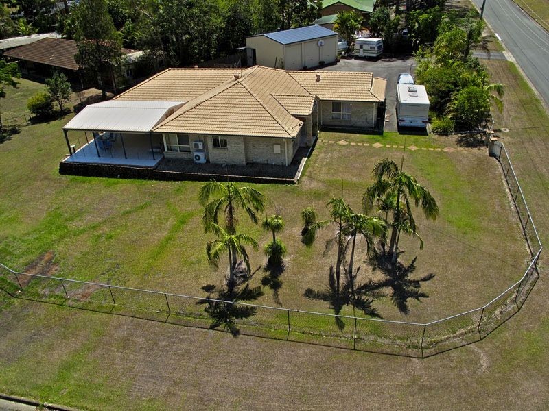 21 Banksia Street, Redland Bay QLD 4165