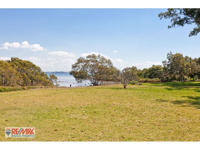 216 Main Road, Wellington Point QLD 4160