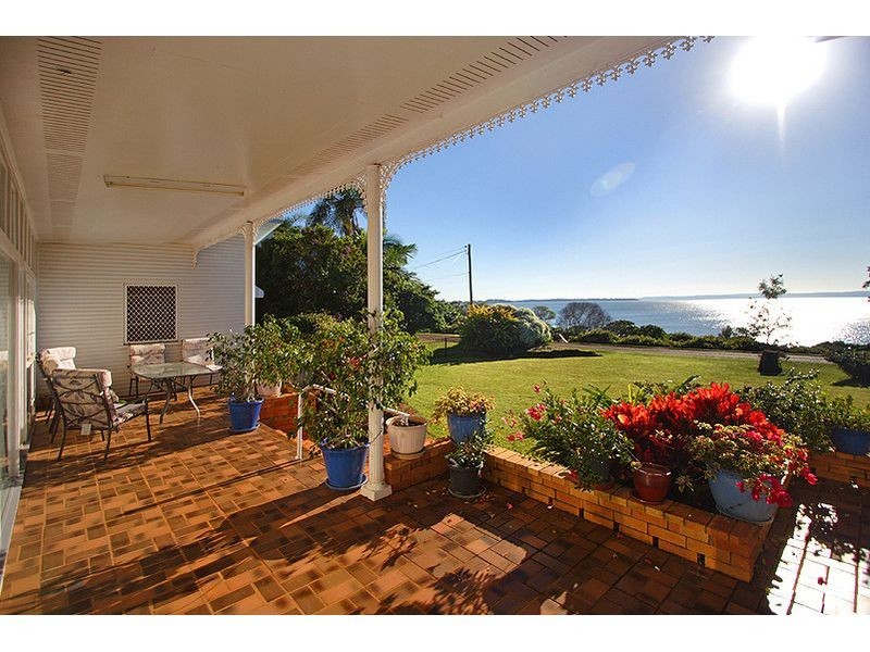161 Esplanade, Redland Bay QLD 4165