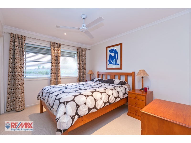 21 Bedarra St, Redland Bay QLD 4165