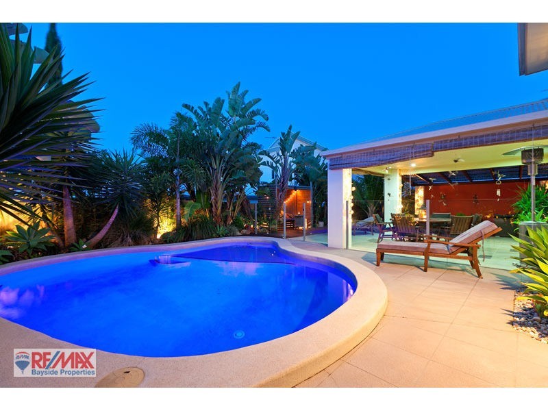 21 Bedarra St, Redland Bay QLD 4165