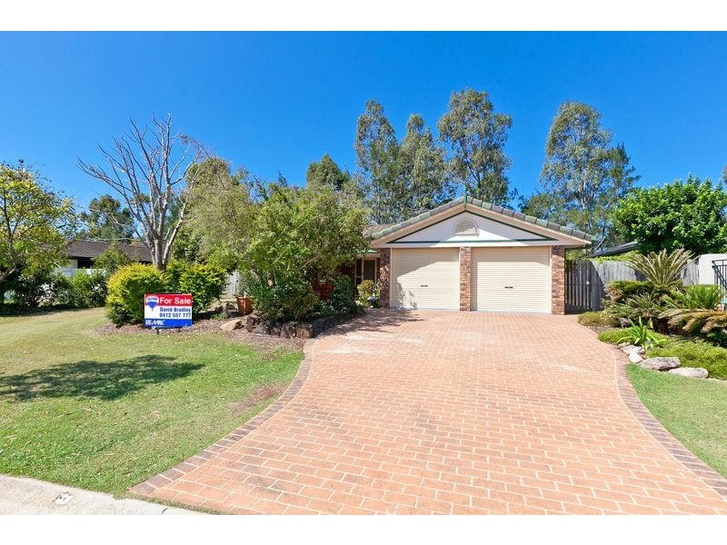 5 Pinelands Cct, Redland Bay QLD 4165
