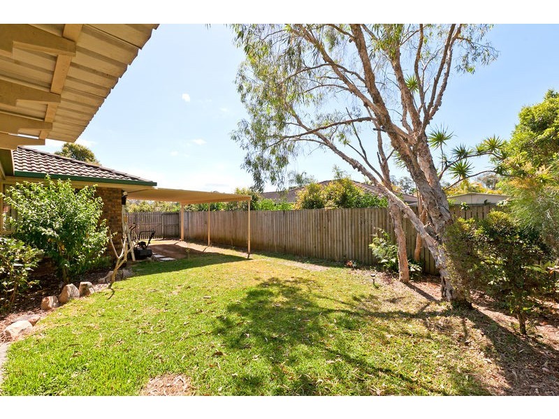 5 Pinelands Cct, Redland Bay QLD 4165