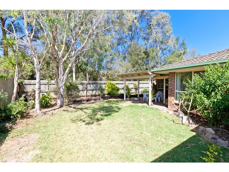5 Pinelands Cct, Redland Bay QLD 4165