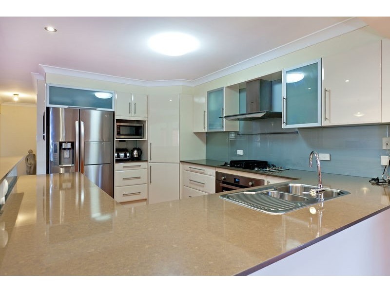 14 Wilohurst Drive, Redland Bay QLD 4165