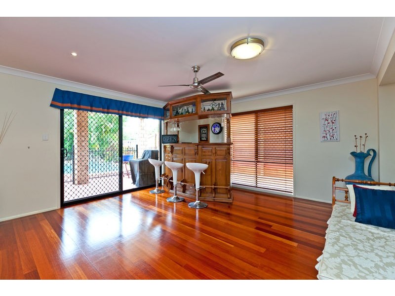 14 Wilohurst Drive, Redland Bay QLD 4165