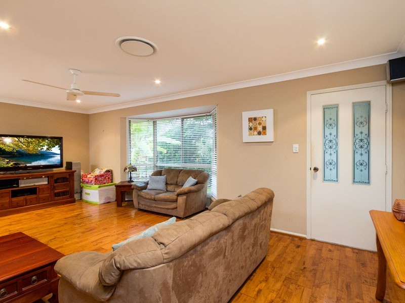 8 Cowley Street, Ormiston QLD 4160