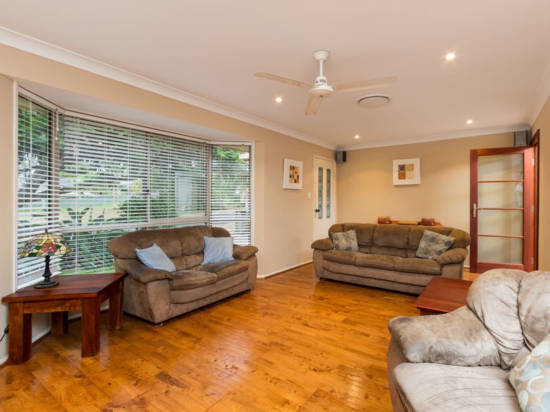 8 Cowley Street, Ormiston QLD 4160