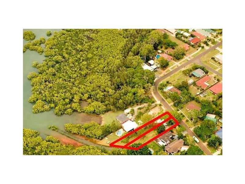 31 and 31a Erobin St, Cleveland QLD 4163
