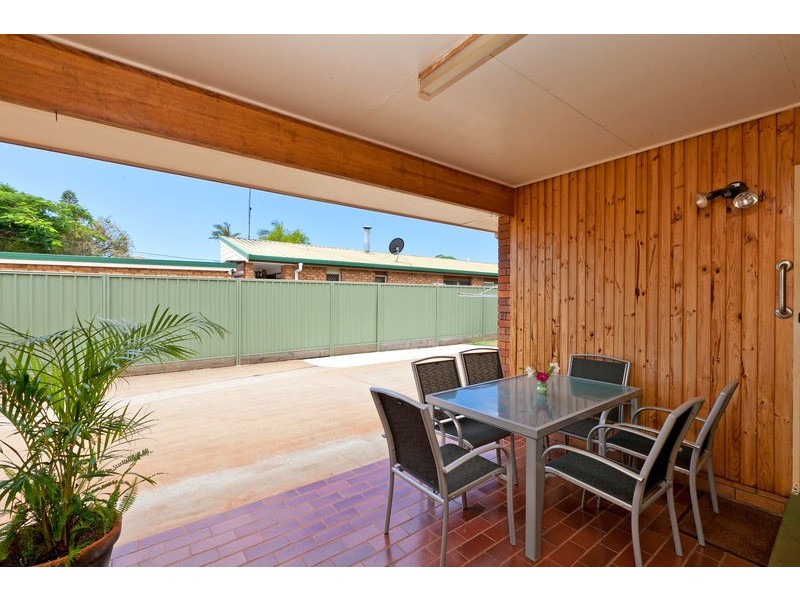 25-27 Bay Street, Redland Bay QLD 4165