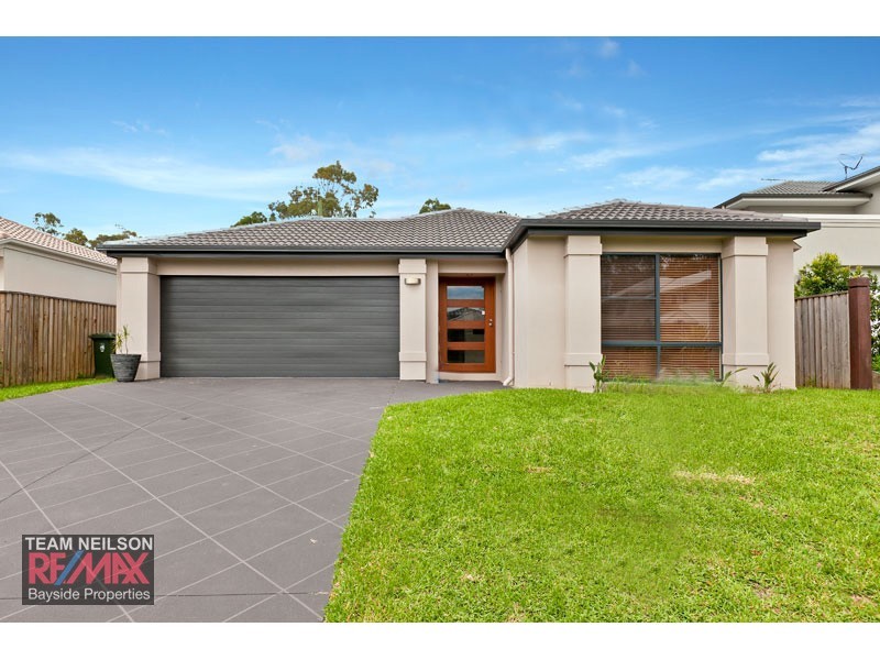 3 Feathertail Place, Wakerley QLD 4154