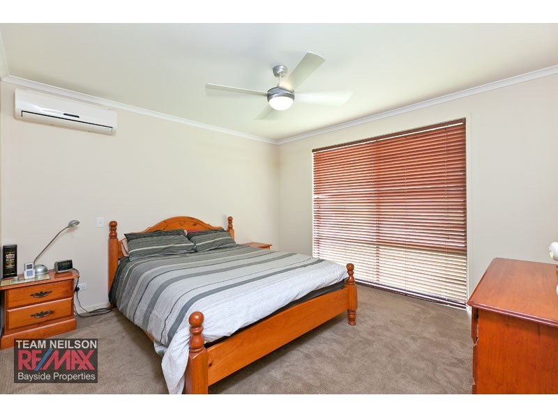 3 Feathertail Place, Wakerley QLD 4154