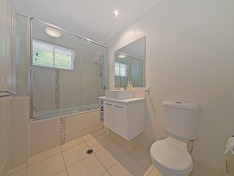 17 RIBONWOOD STREET, Thornlands QLD 4164