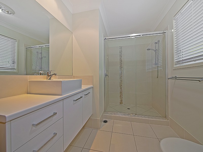 17 RIBONWOOD STREET, Thornlands QLD 4164