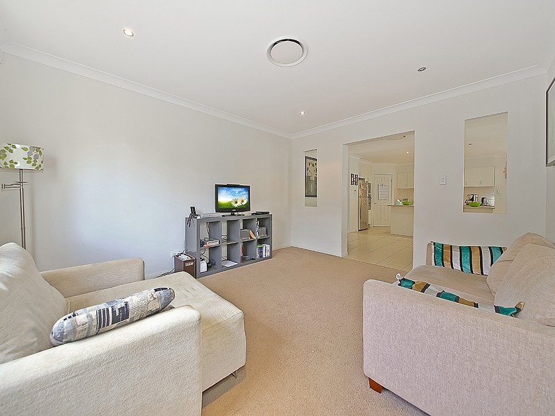 4 SHEARWATER STREET, Cleveland QLD 4163