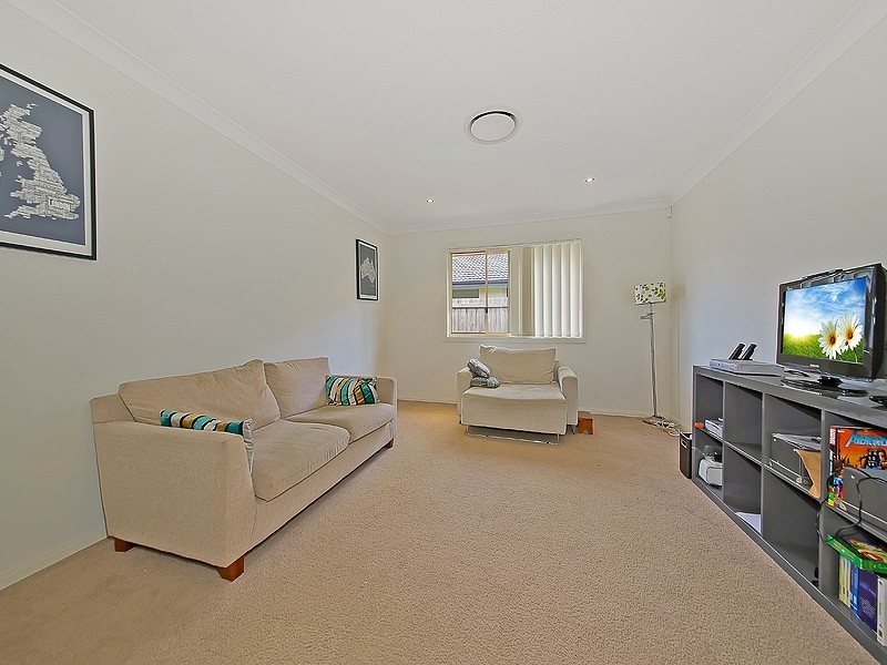 4 SHEARWATER STREET, Cleveland QLD 4163