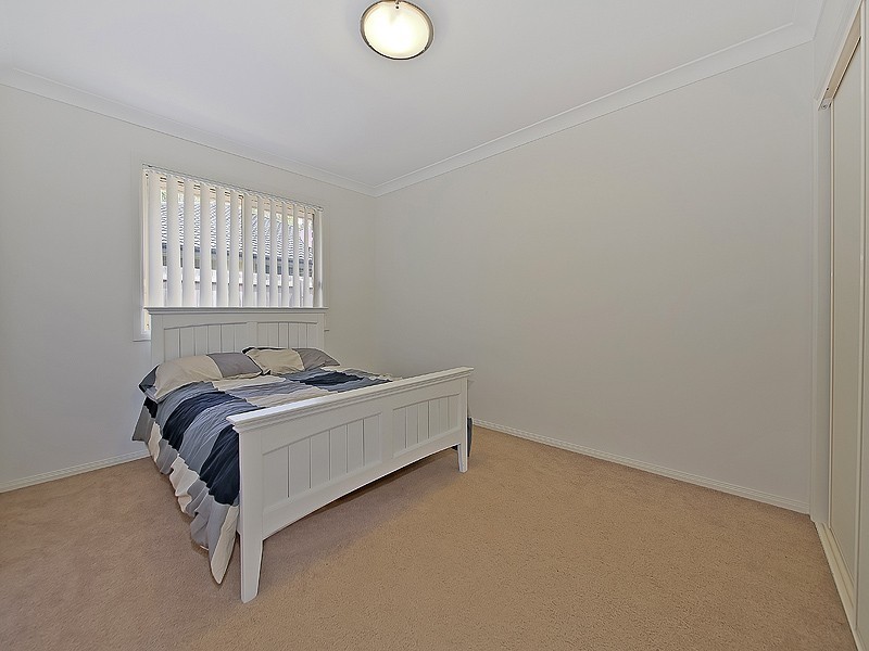 4 SHEARWATER STREET, Cleveland QLD 4163