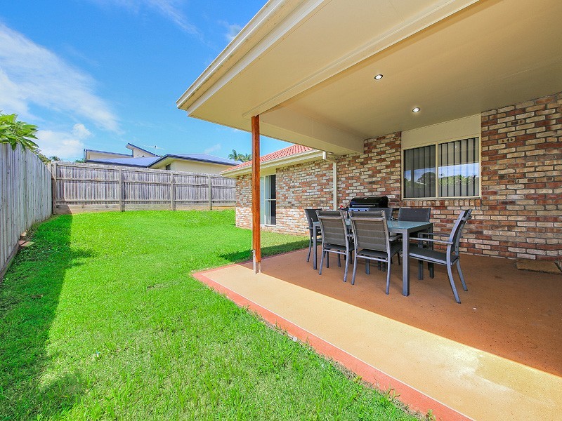 4 SHEARWATER STREET, Cleveland QLD 4163