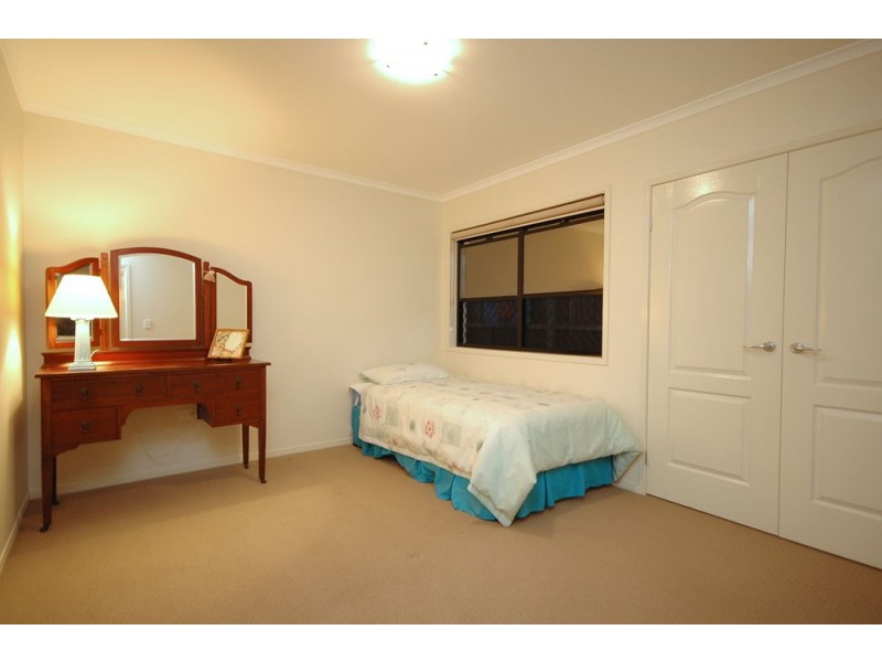 61 Salisbury Street, Redland Bay QLD 4165