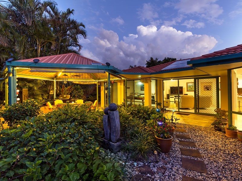 40 THE BOULEVARD, Redland Bay QLD 4165