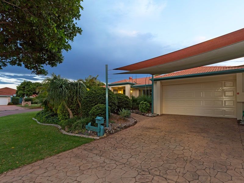 40 THE BOULEVARD, Redland Bay QLD 4165