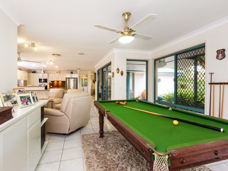 40 THE BOULEVARD, Redland Bay QLD 4165