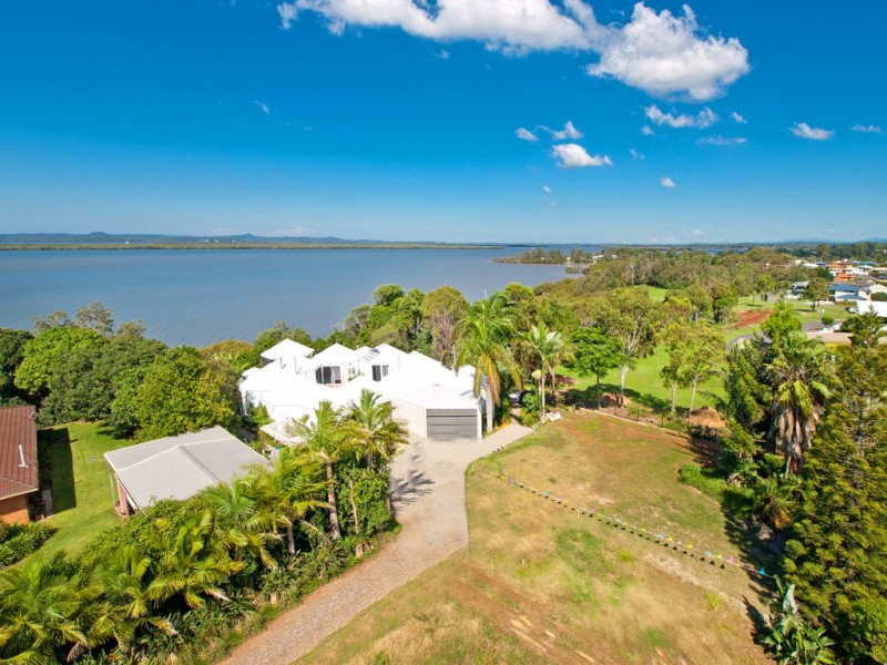 36 Wilson Esplanade, Redland Bay QLD 4165