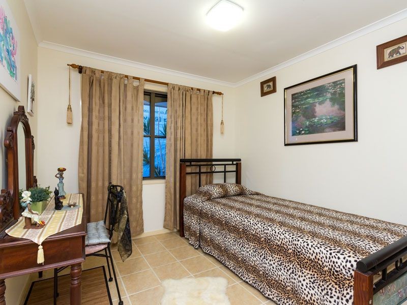 26 EROBIN STREET, Cleveland QLD 4163