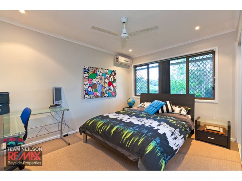 24 Lyndon Rd, Capalaba QLD 4157