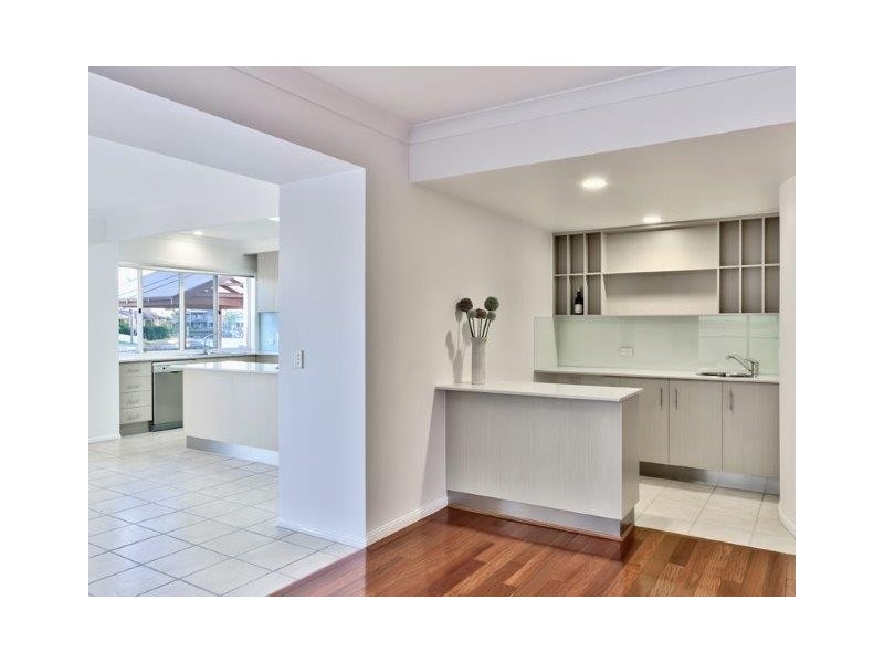101 Masthead Dr, Raby Bay QLD 4163
