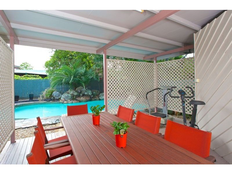 694 Old Cleveland Road East, Wellington Point QLD 4160