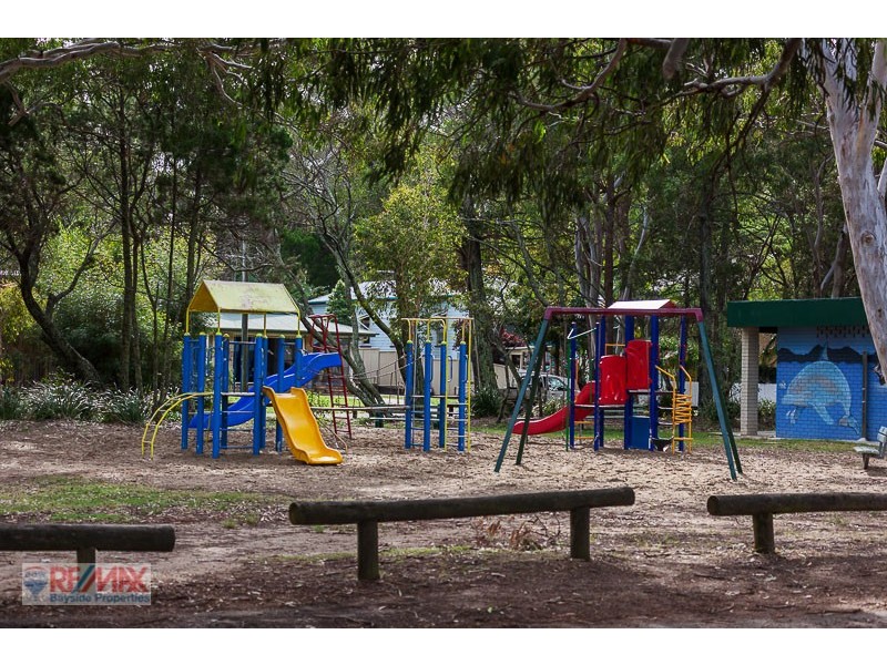 16 MARANA STREET,, Coochiemudlo Island QLD 4184