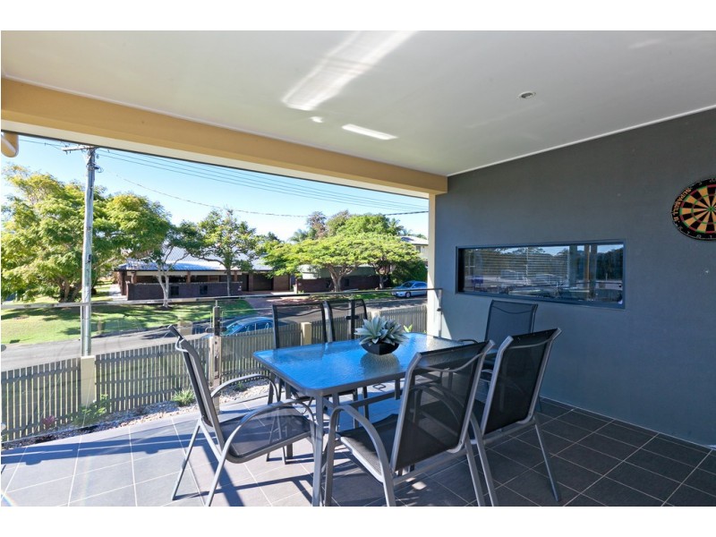 1 Mill Street, Redland Bay QLD 4165