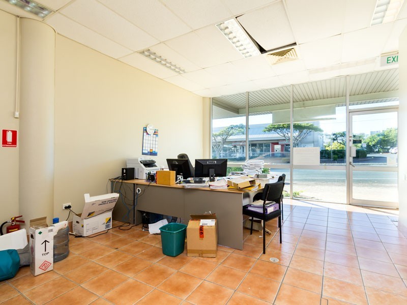 2/6 WATERLOO STREET, Cleveland QLD 4163