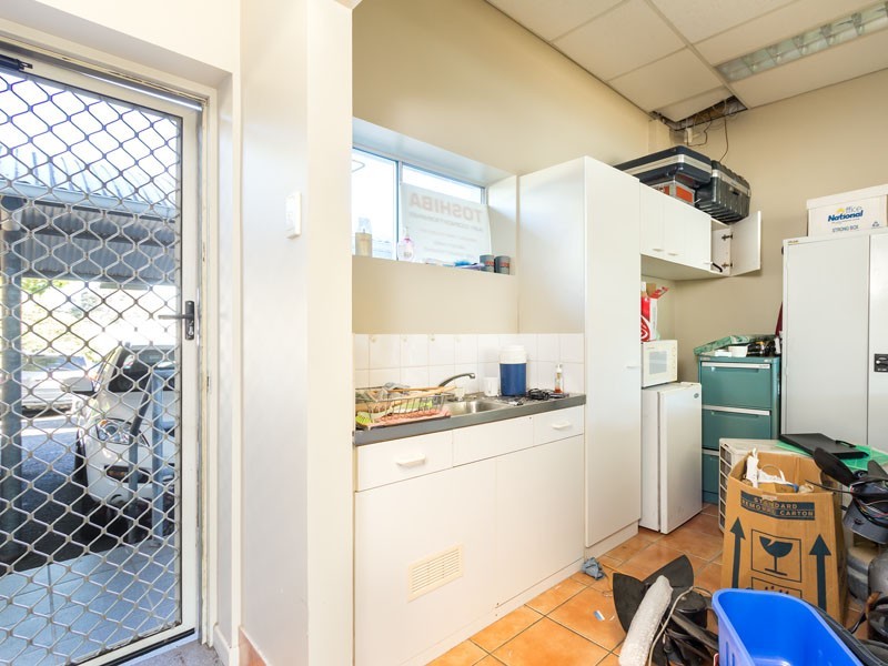 2/6 WATERLOO STREET, Cleveland QLD 4163